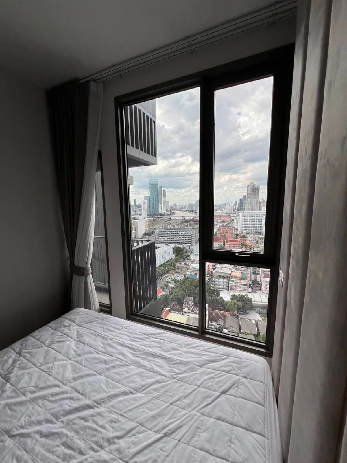For Rent Condo , RHYTHM Charoenkrung Pavillion , river view , Wat 1