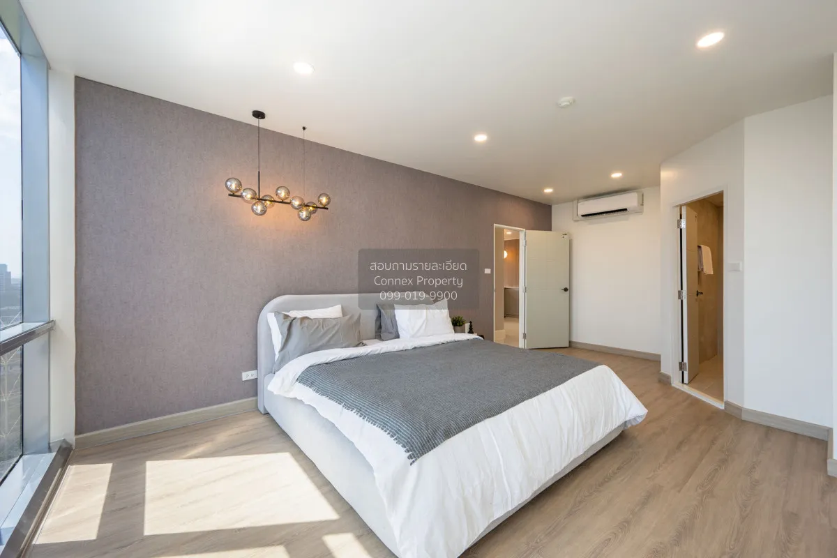 For Sale Condo , Sarin Place , BTS-Ratchayothin , Lat Yao , Chatu