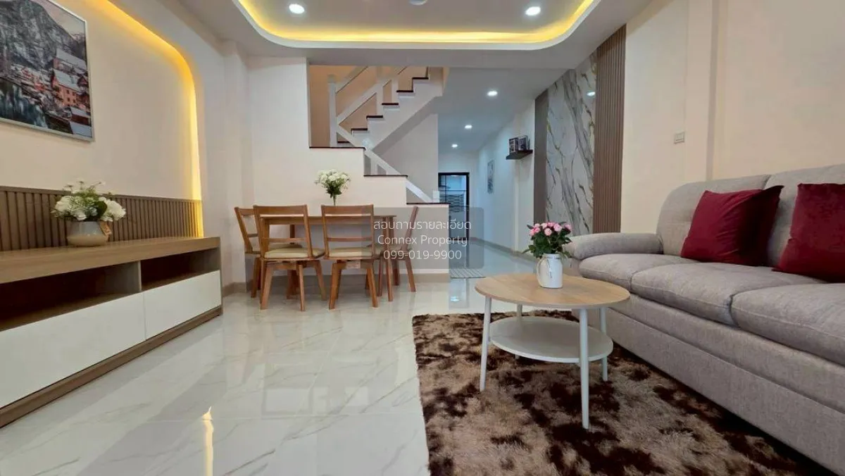 For Sale Townhouse/Townhome  , The Emerald Park 2 , newly renovat
