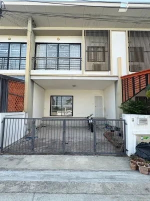 For Sale Townhouse/Townhome  , Amity Bangna-Theparak , Bang Phriang , Bang Bo , Samut Prakarn , CX-157625
