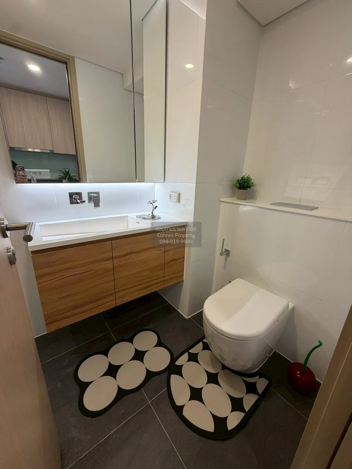 For Rent Condo , Siamese Rama 9 (Landmark @MRTA Station) , Huai K