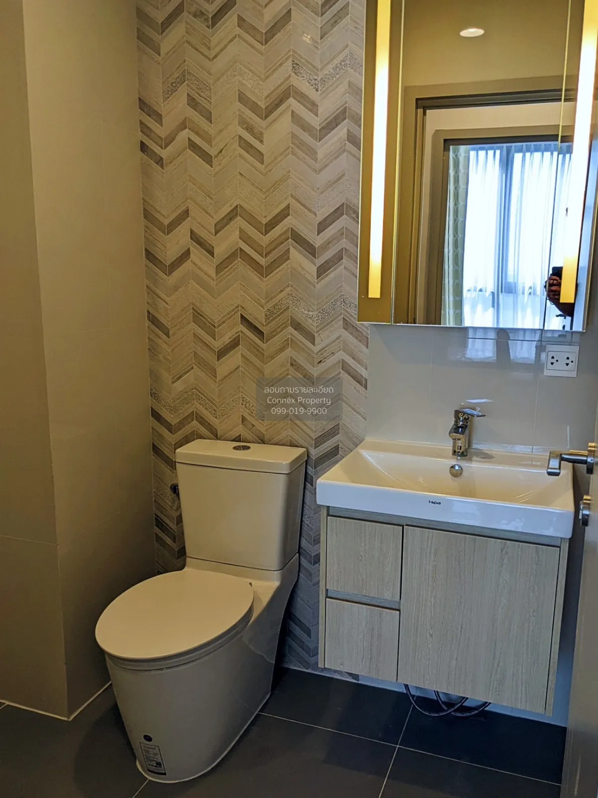For Sale Condo , Oka Haus Sukhumvit 36 , corner unit , river view