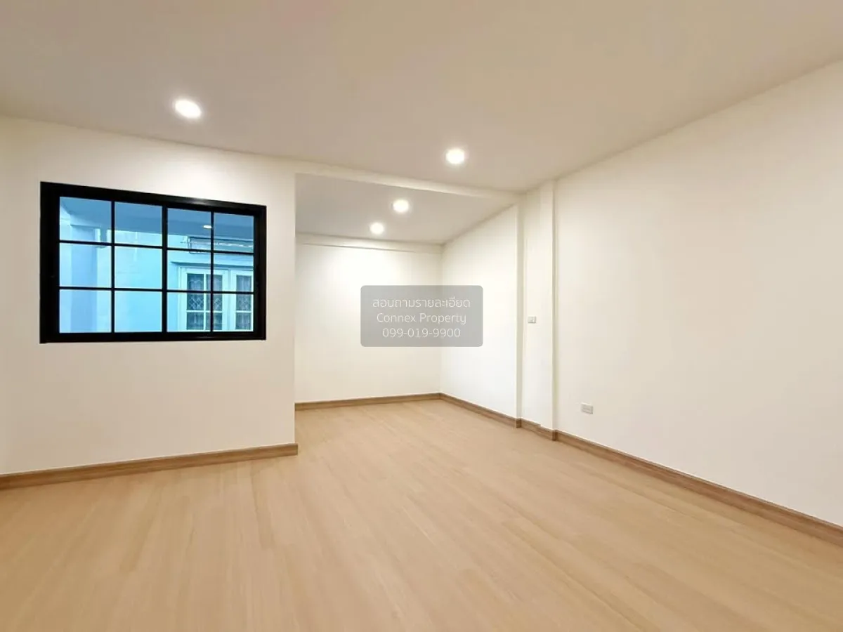For Sale Townhouse/Townhome  , Baan 101 Garden Ville , newly reno