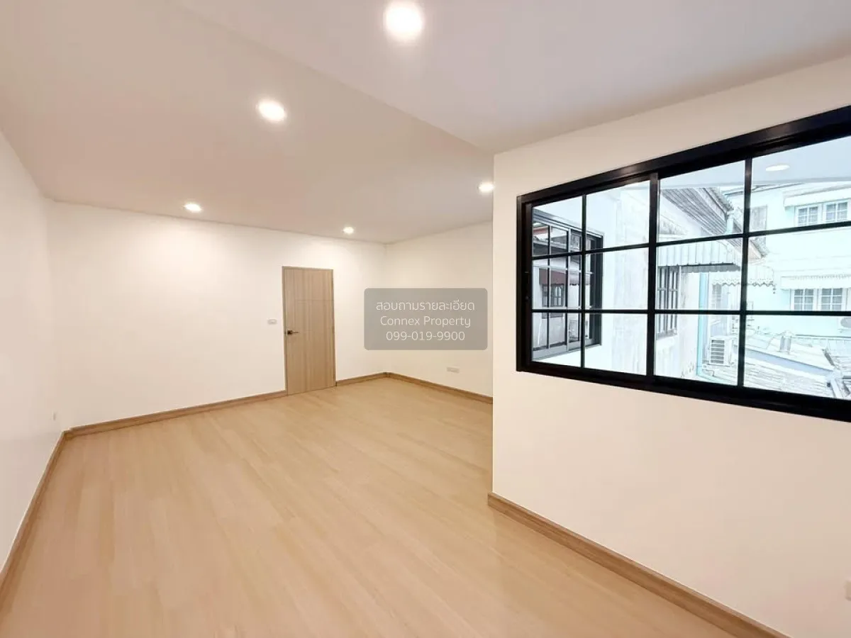 For Sale Townhouse/Townhome  , Baan 101 Garden Ville , newly reno