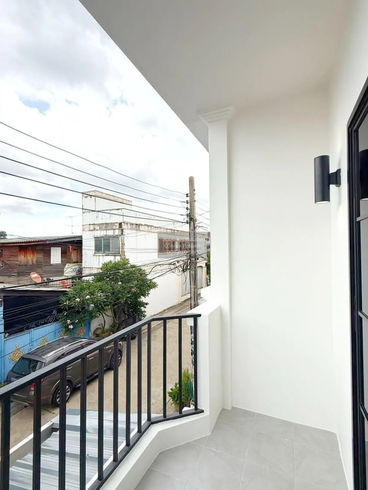 For Sale Townhouse/Townhome  , Baan 101 Garden Ville , newly reno