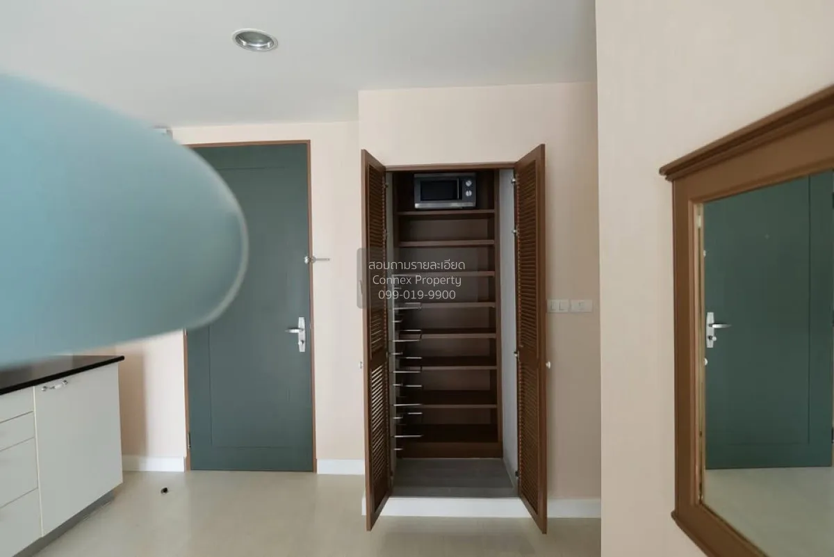 For Rent Condo , D 65 , corner unit , BTS-Phra Khanong , Phra Kha