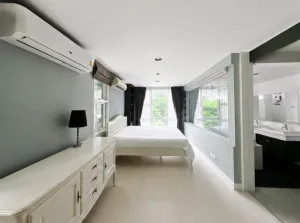 For Rent Condo , D 65 , corner unit , BTS-Phra Khanong , Phra Khanong Nuea , Watthana , Bangkok , CX-157840
