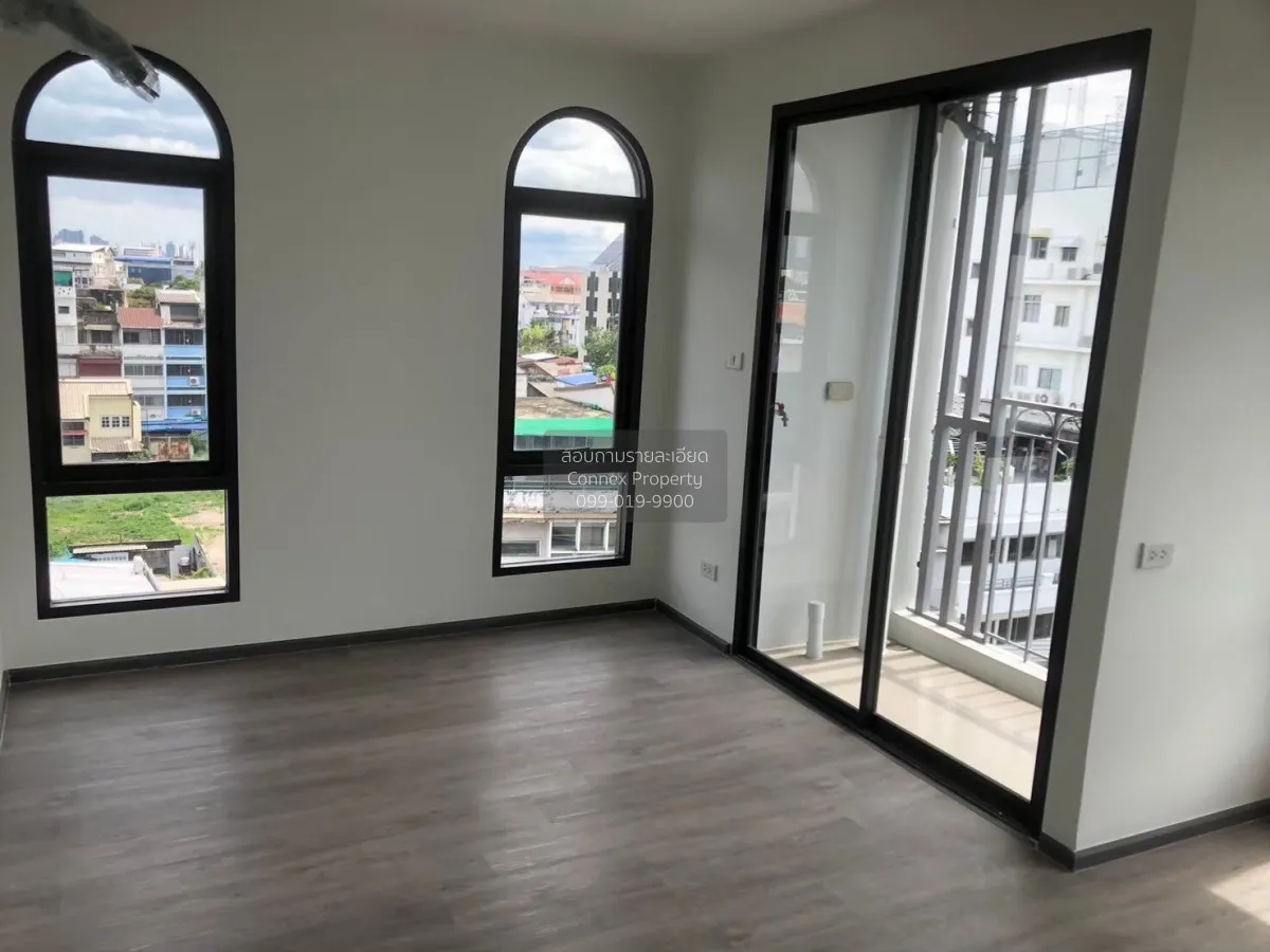 For Sale Condo , The 8 Collection , MRT-Sam Yot , Bang Khun Phrom 2