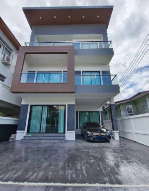 ขายบ้านเดี่ยว 3 ชั้น สุขุมวิท 65 (เอกมัย) พระโขนงเหนือ เขต วัฒนา กรุงเทพ CX-158022