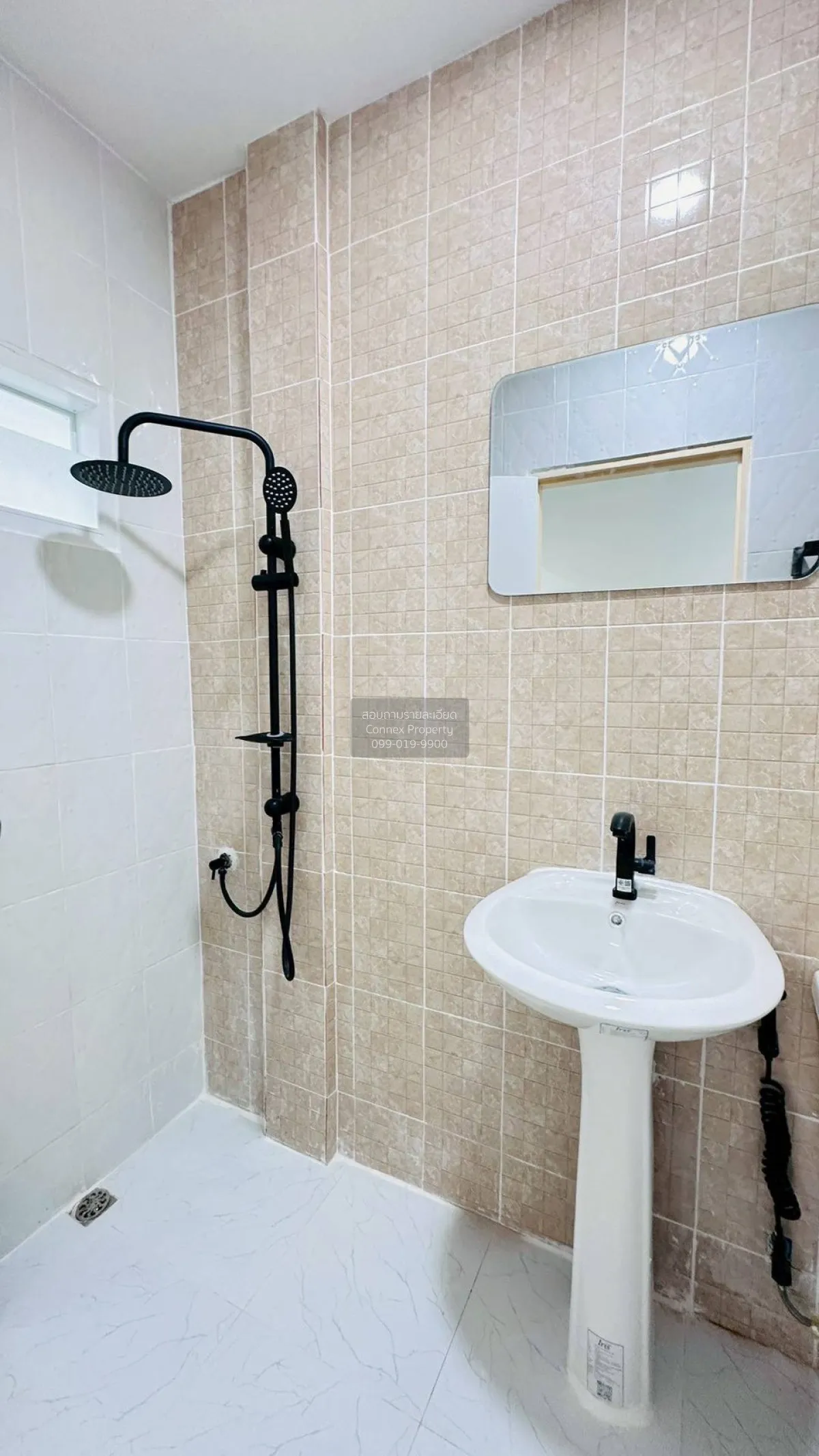 For Sale Townhouse/Townhome  , Baan Pimonrat 3 , newly renovated 