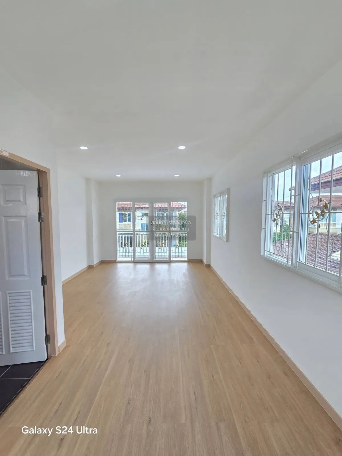 For Sale House , BAAN KUNAPHAT 5 BANGBUATHONG , newly renovated ,