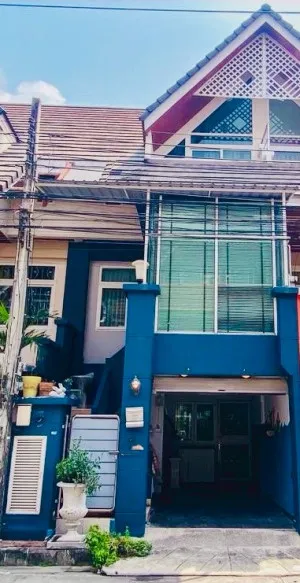 ขายทาวน์เฮ้าส์/ทาวน์โฮม  เมอริท เพลส ลาดพร้าว 87 คลองเจ้าคุณสิงห์ เขต วังทองหลาง กรุงเทพ CX-158156