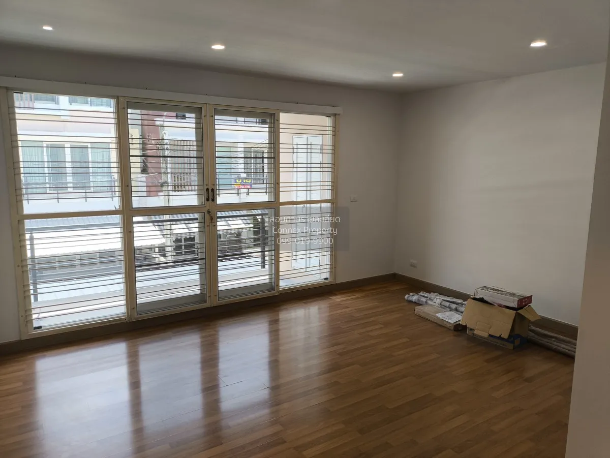 For Rent Townhouse/Townhome  , Baan Klang Muang Urbanion Rama 9 -