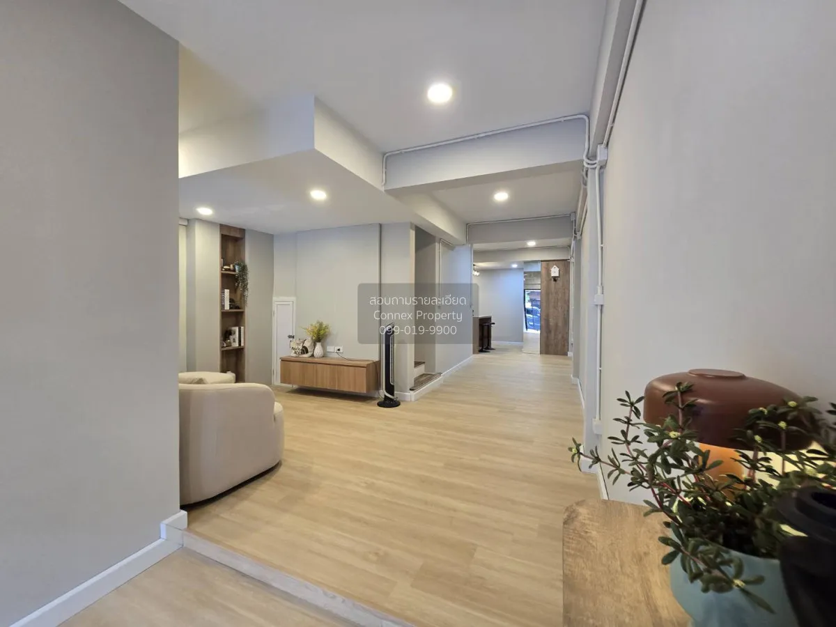 For Sale Townhouse/Townhome  , Amonpan Thet Rachan 13 , newly ren