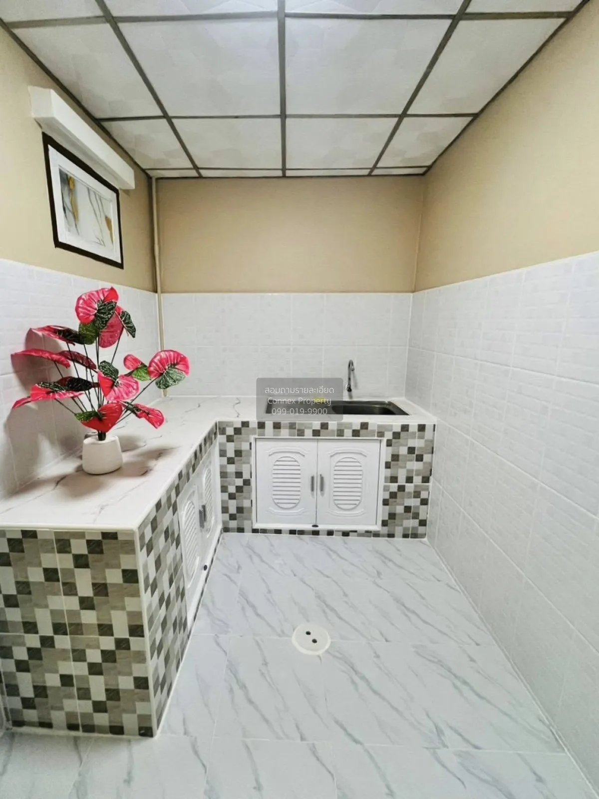 For Sale Townhouse/Townhome  , Baan Thanyaphuek Suwinthawong , No
