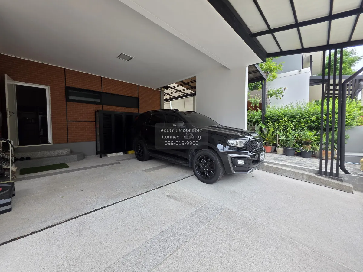 For Sale House , Setthasiri Charan - Pinklao , corner unit , MRT- 3