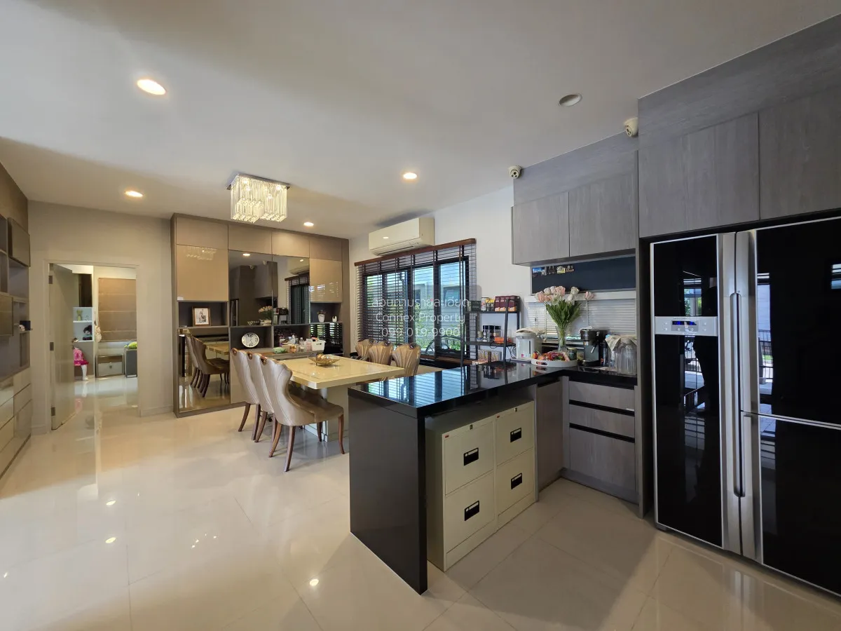 For Sale House , Setthasiri Charan - Pinklao , corner unit , MRT-