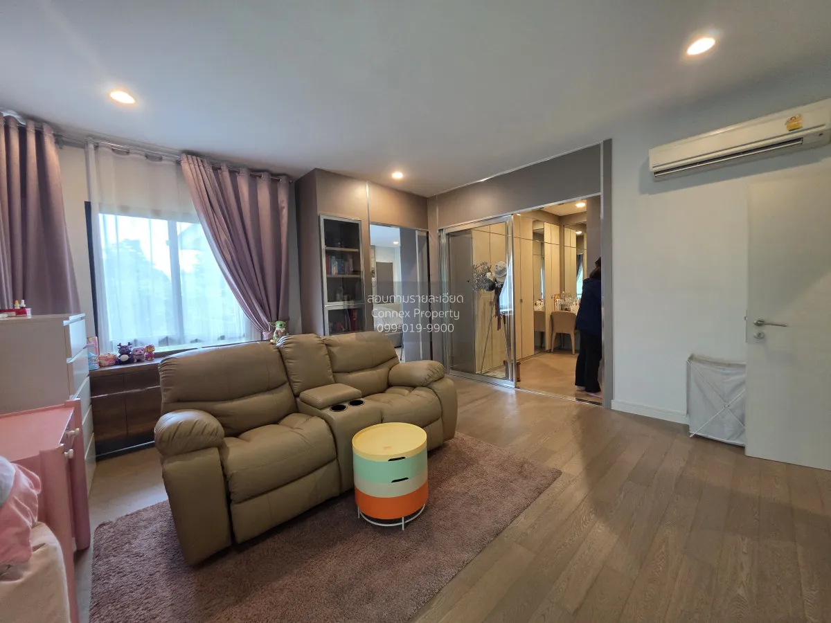 For Sale House , Setthasiri Charan - Pinklao , corner unit , MRT-