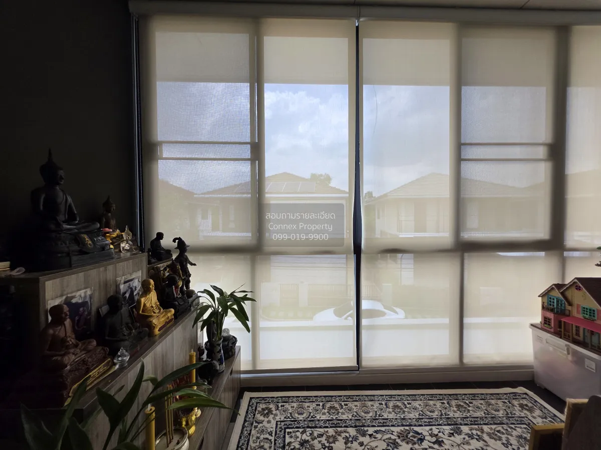 For Sale House , Setthasiri Charan - Pinklao , corner unit , MRT-