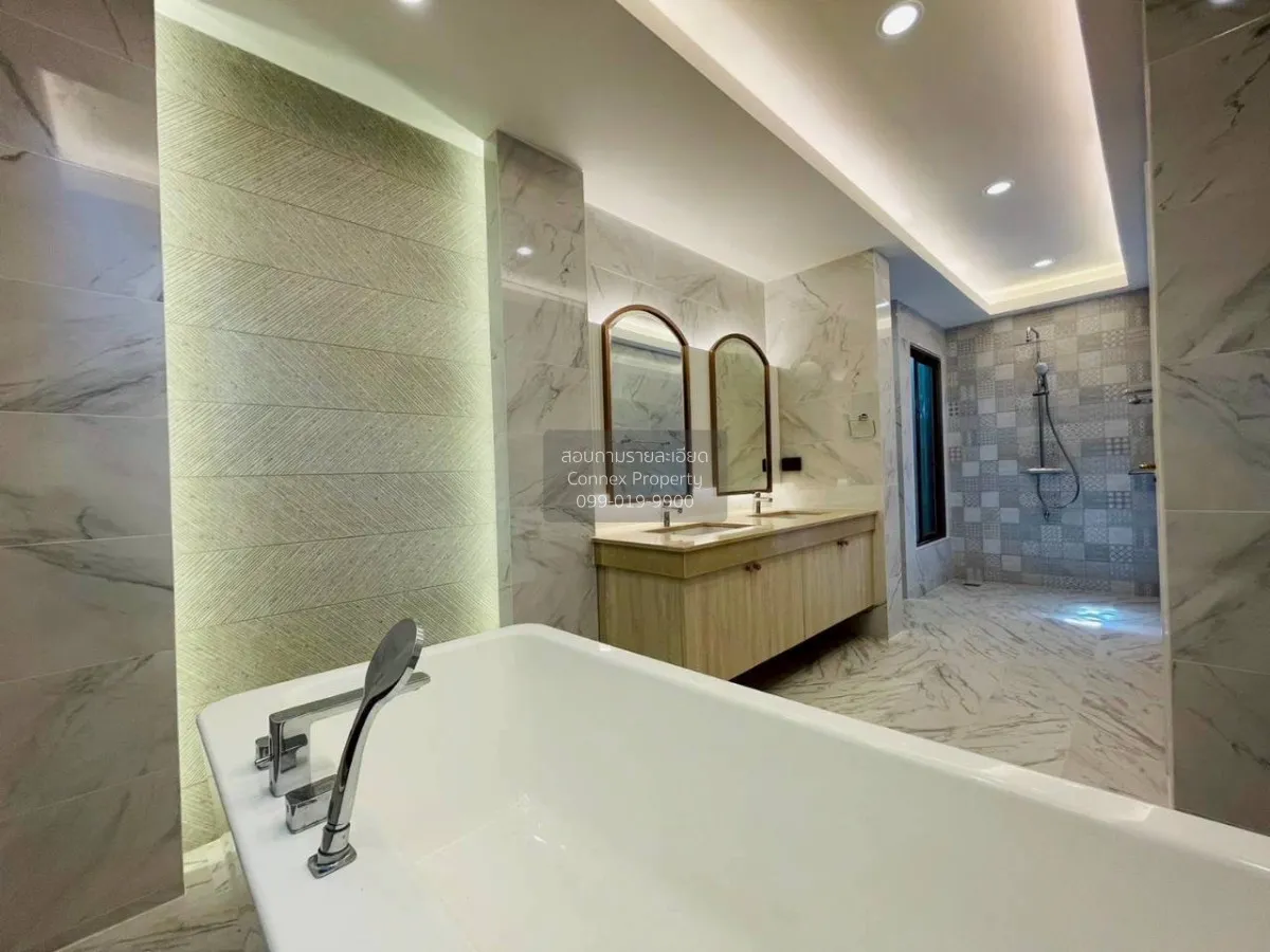 For Sale House , PERFECT MASTERPIECE RAMA 9 , nice view , corner 