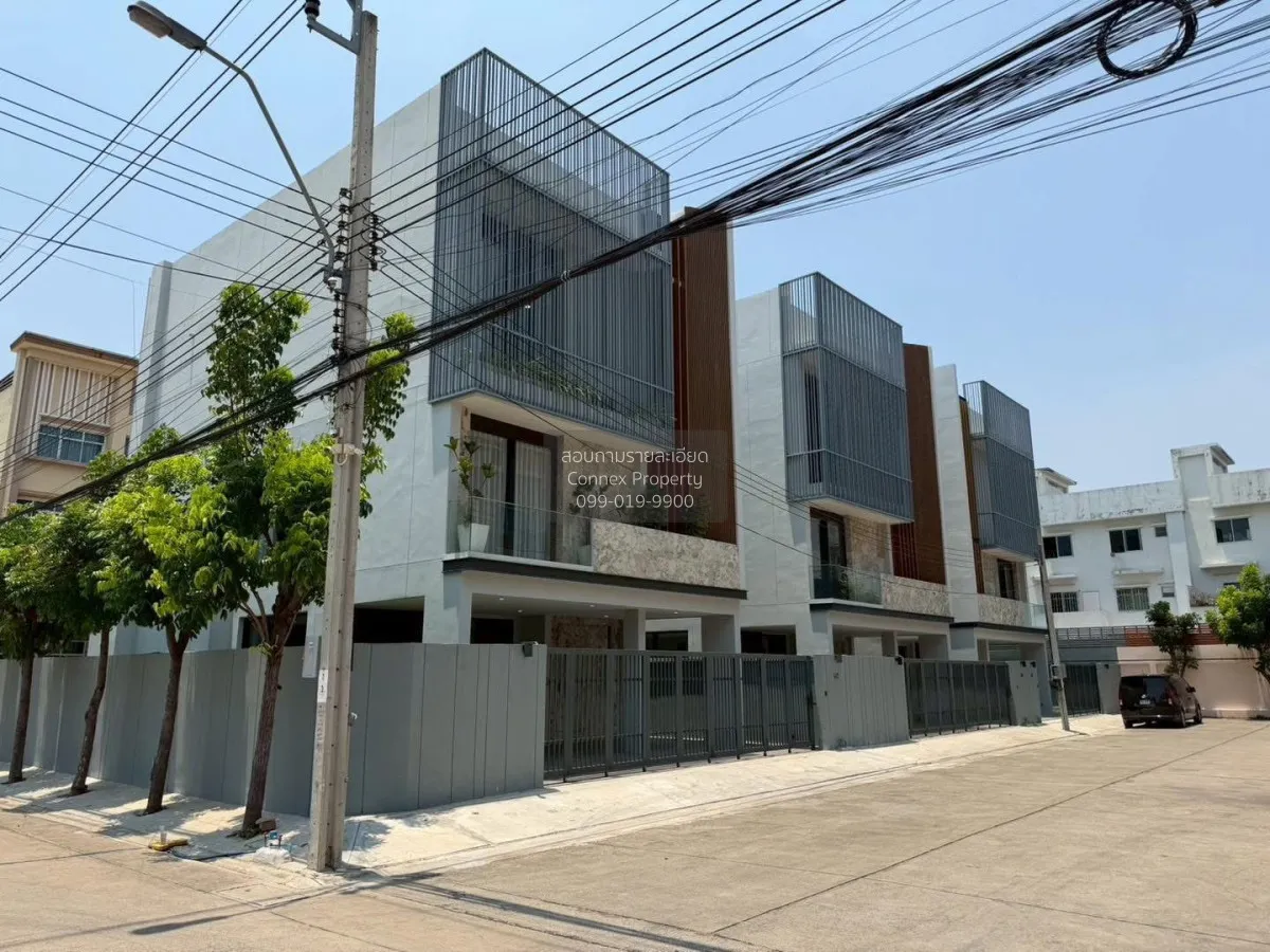 ขายทาวน์เฮ้าส์/ทาวน์โฮม  ปรีชา ราม 3 ราษฎร์พัฒนา ห้องมุม รีโนเวทใ 2