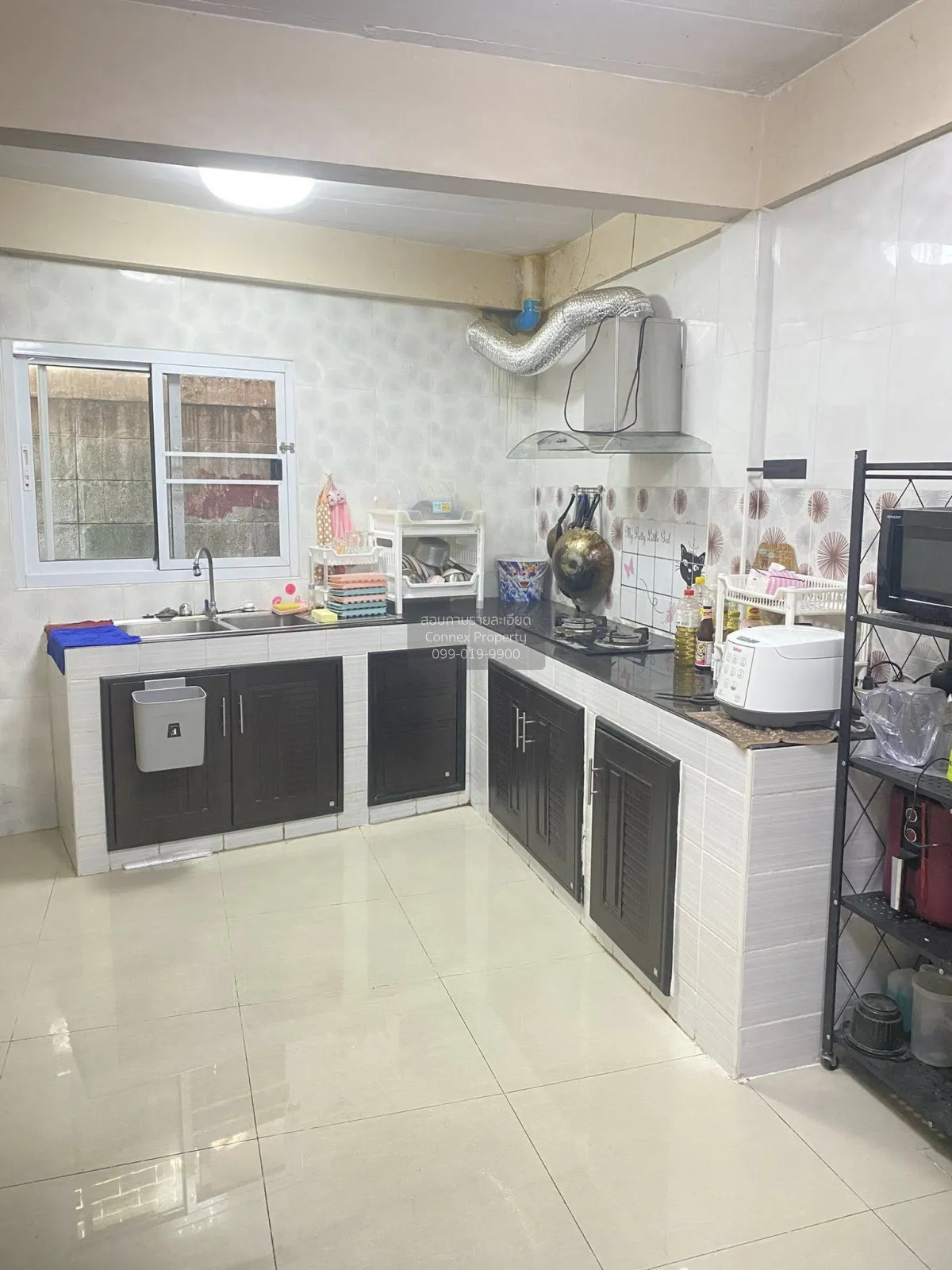 For Sale Townhouse/Townhome  , Baan Romsai Petchkasem 69 , newly 