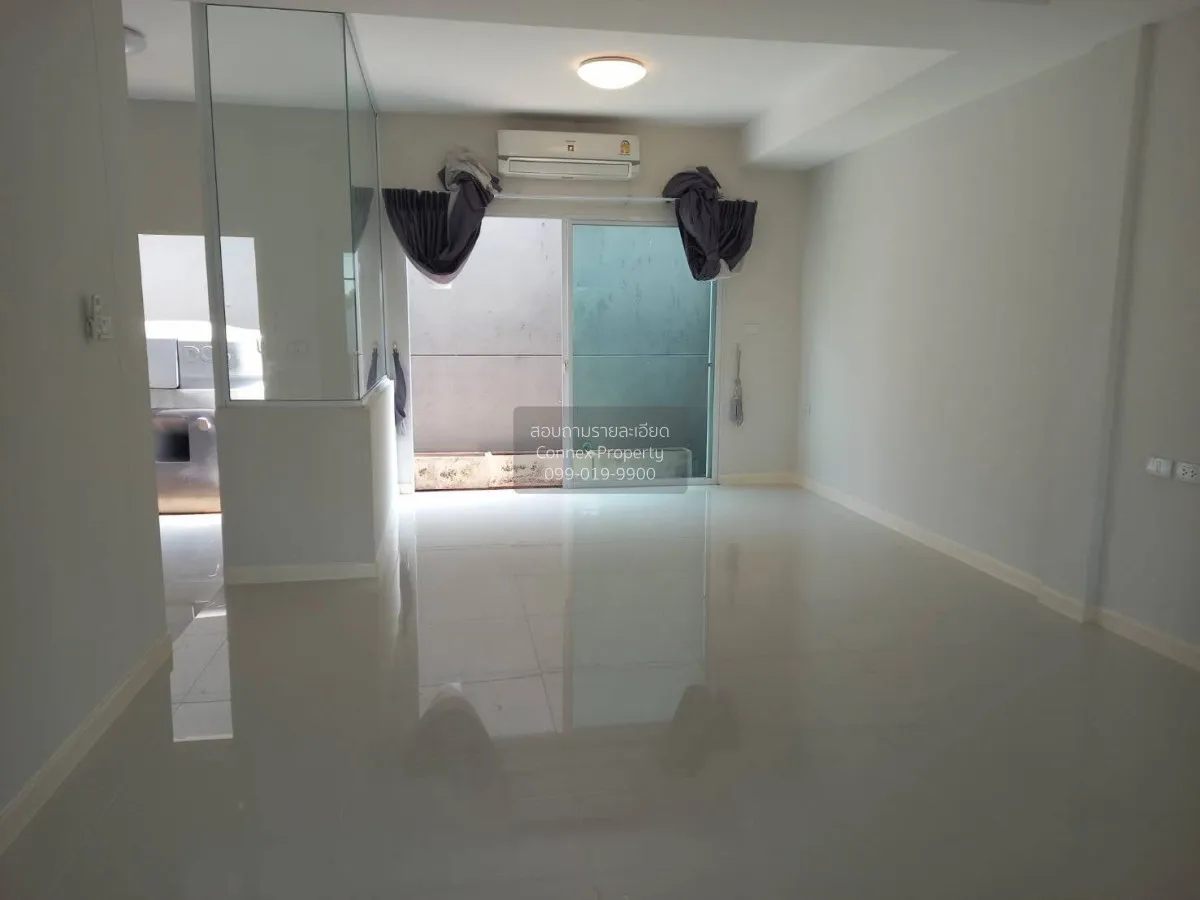 For Rent Townhouse/Townhome  , Indy Rangsit-Klong 2 , wide fronta 4