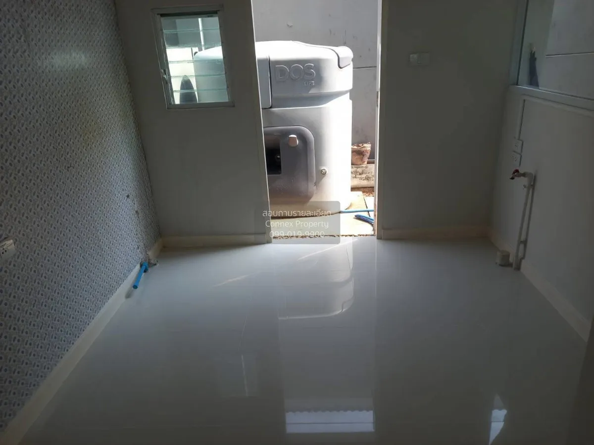 For Rent Townhouse/Townhome  , Indy Rangsit-Klong 2 , wide fronta