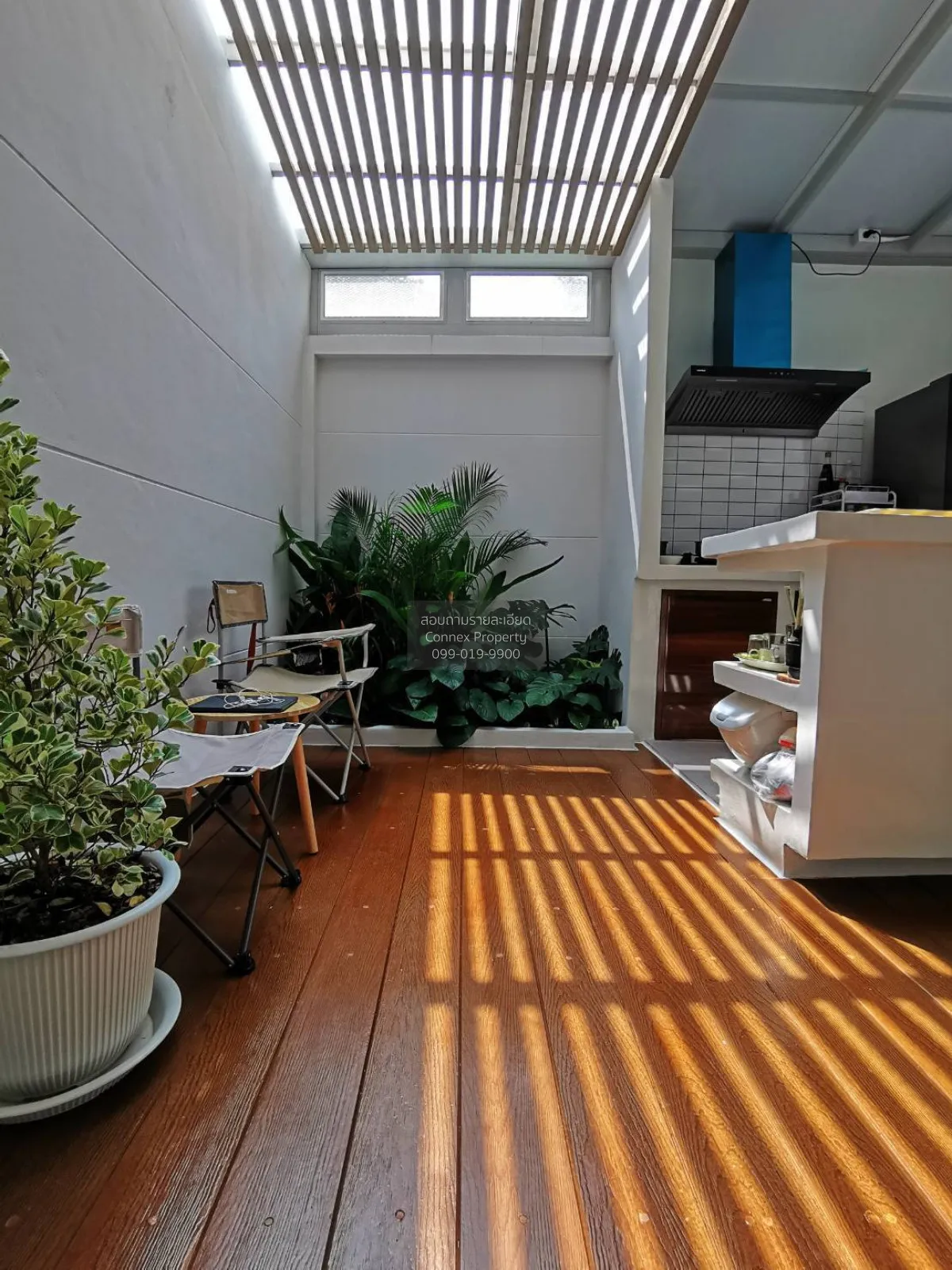 For Sale Townhouse/Townhome  , Baan Wiranphat Exclusive Chaloemph
