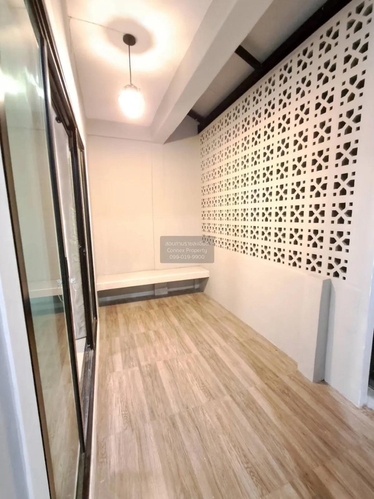 ขายทาวเฮ้าส์  2 ชั้น  ในซอยประชาร่วมใจ 51 รีโนเวทใหม่ ทรายกองดิน  4