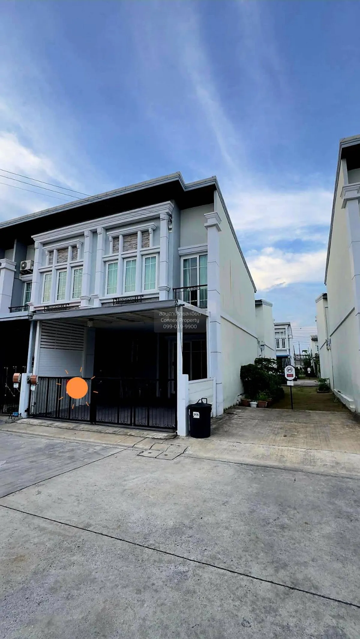 For Rent Townhouse/Townhome  , Golden Town Sukhumvit - Bearing BT 1