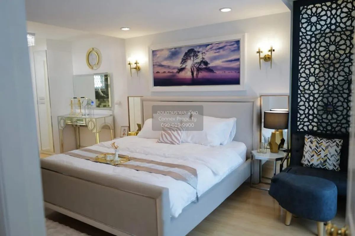 For Sale Townhouse/Townhome  , Crystal Ville , MRT-Ladprao 71 , L