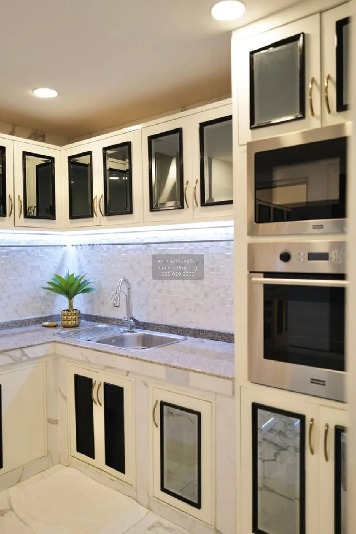 For Rent Townhouse/Townhome  , Crystal Ville , MRT-Ladprao 71 , L