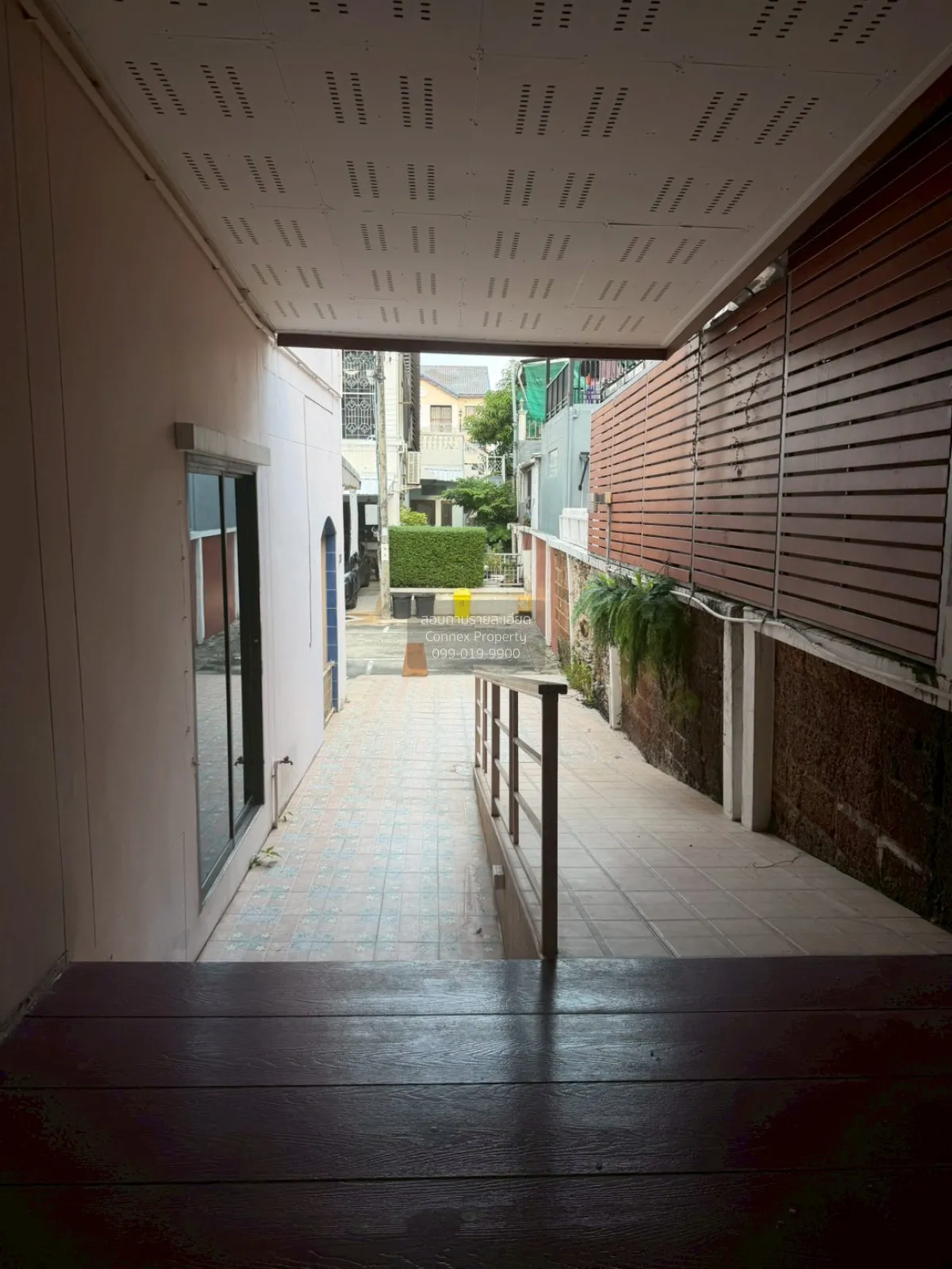 For Sale Townhouse/Townhome  , Baan Klang Muang Ratchada - Mengja