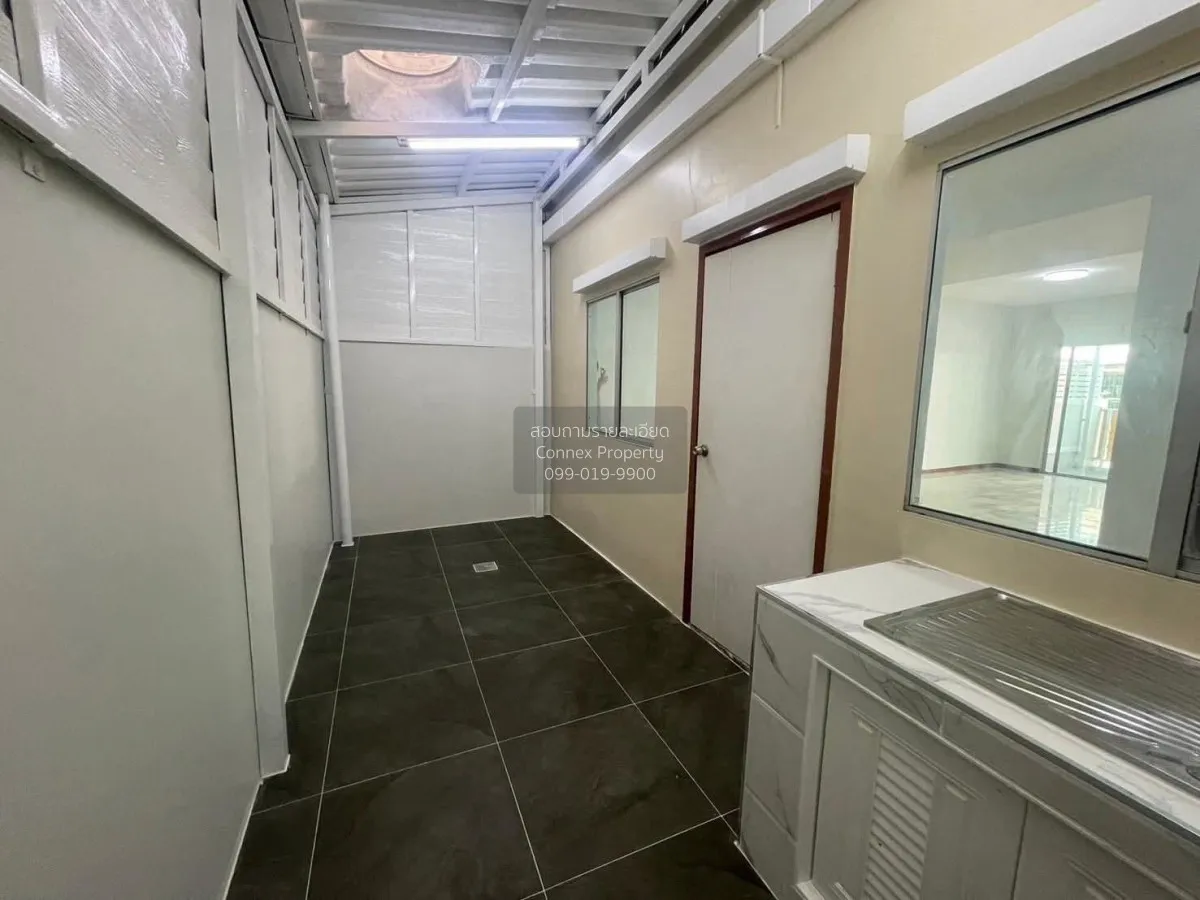 For Sale Townhouse/Townhome  , Pruksa Ville 78 Srinakarin - Thepa
