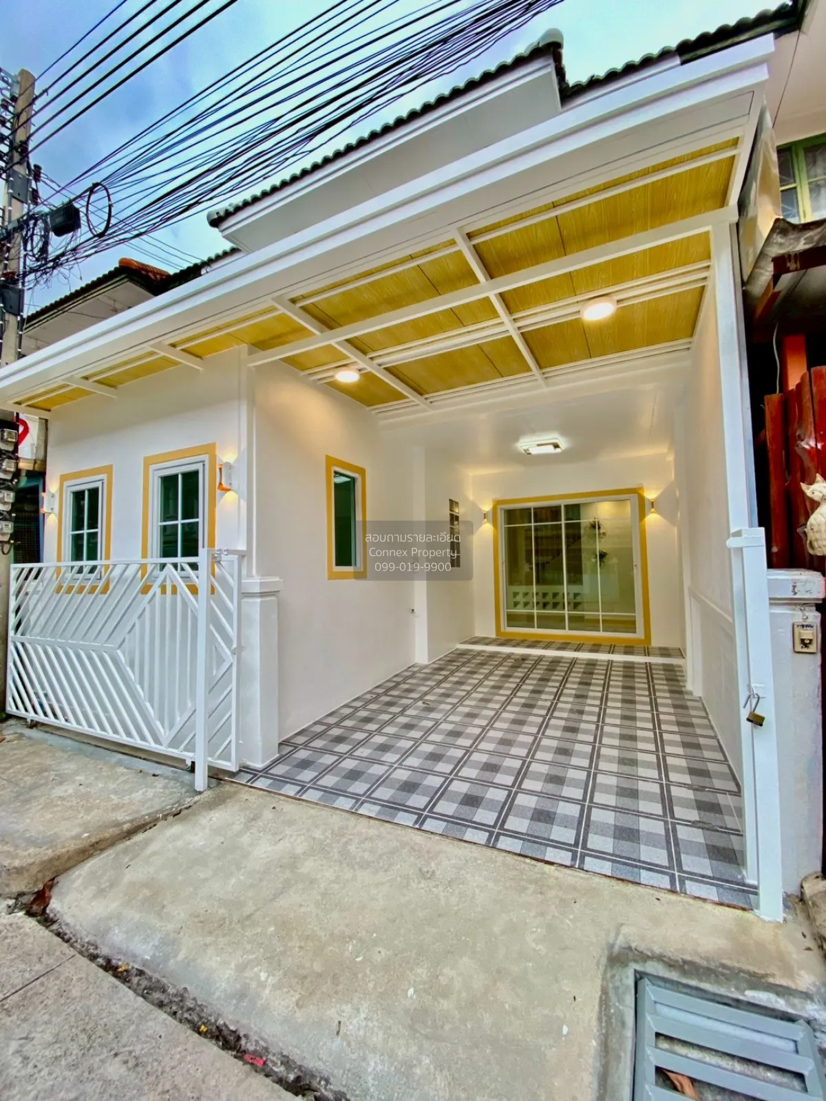 For Sale Townhouse/Townhome  , Baan Buathong 4 Baan Kluay-Sai Noi 3