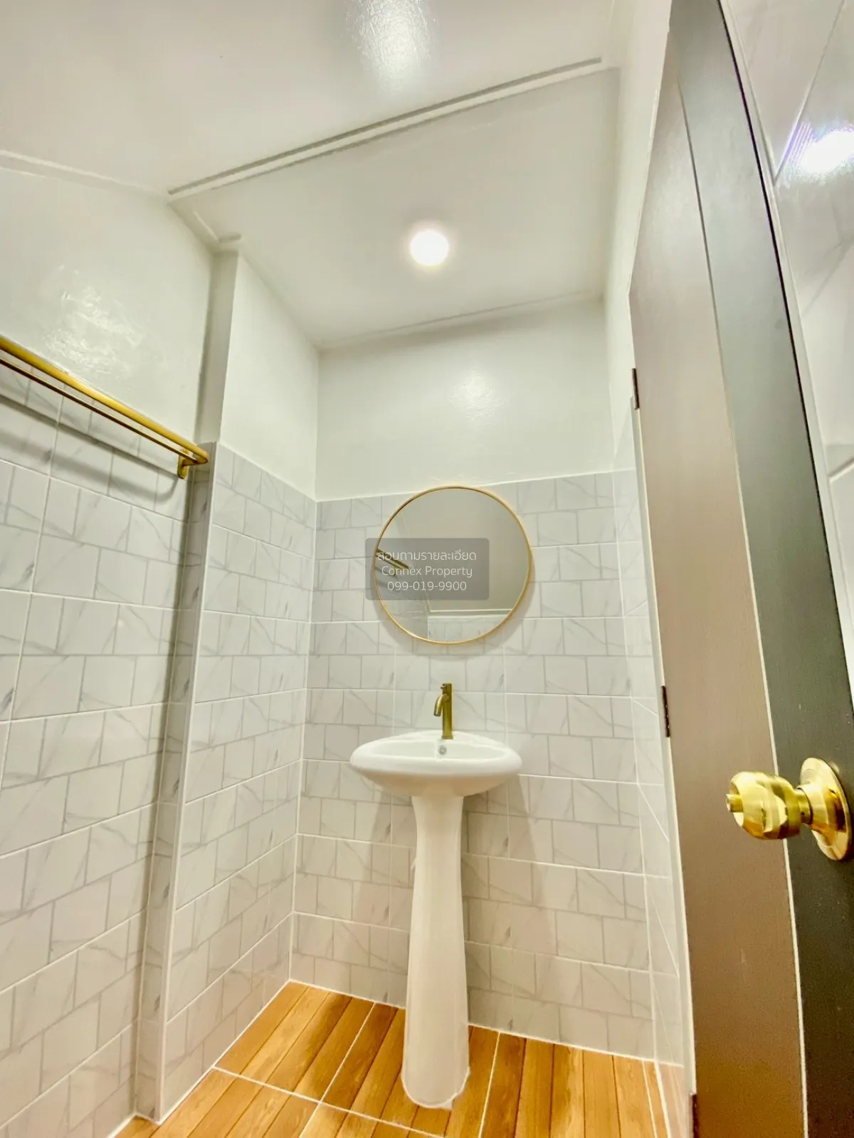 For Sale Townhouse/Townhome  , Baan Buathong 4 Baan Kluay-Sai Noi