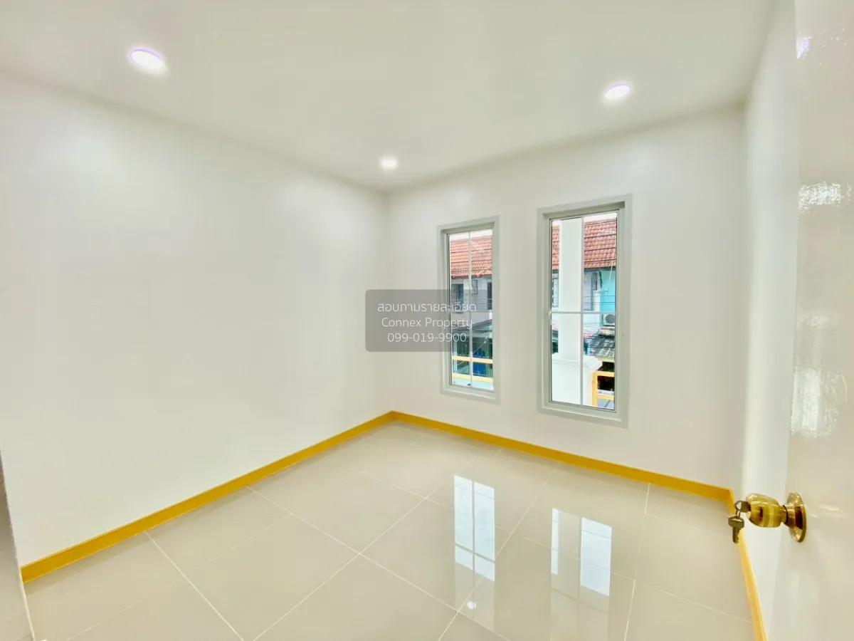 For Sale Townhouse/Townhome  , Baan Buathong 4 Baan Kluay-Sai Noi