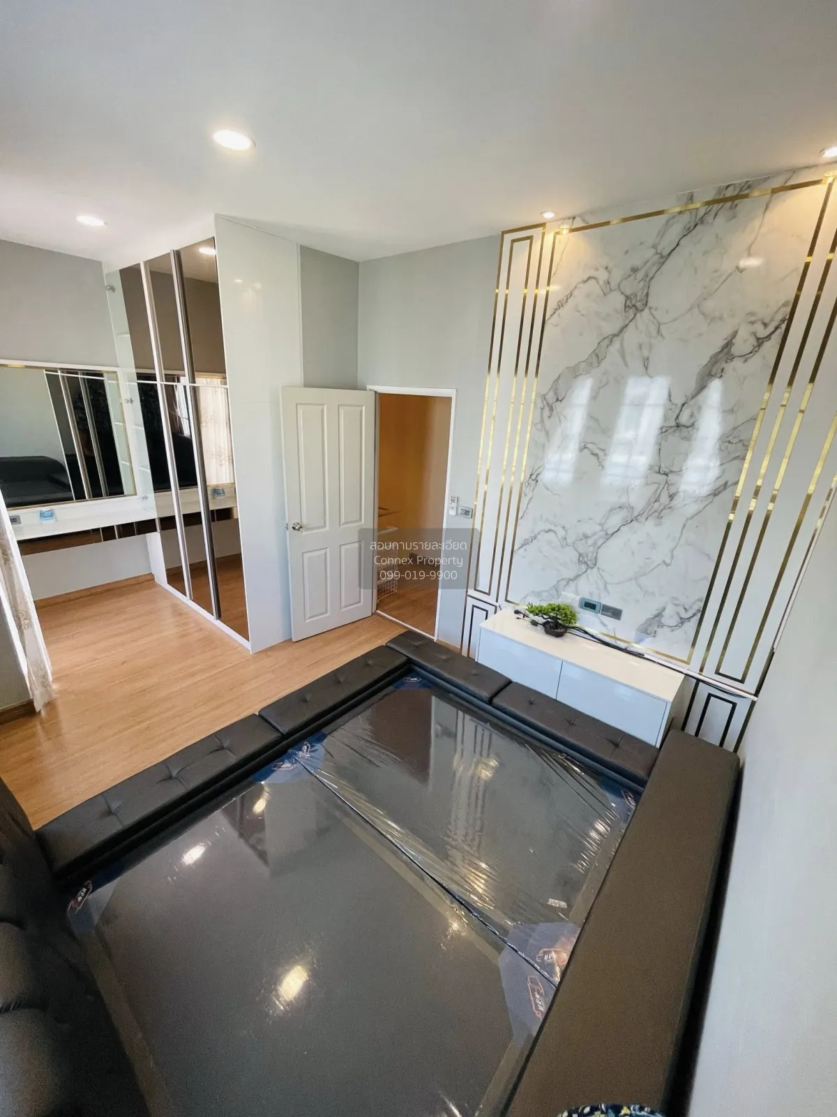 For Rent Townhouse/Townhome  , Golden Town 3 Bangna-Suanluang , D