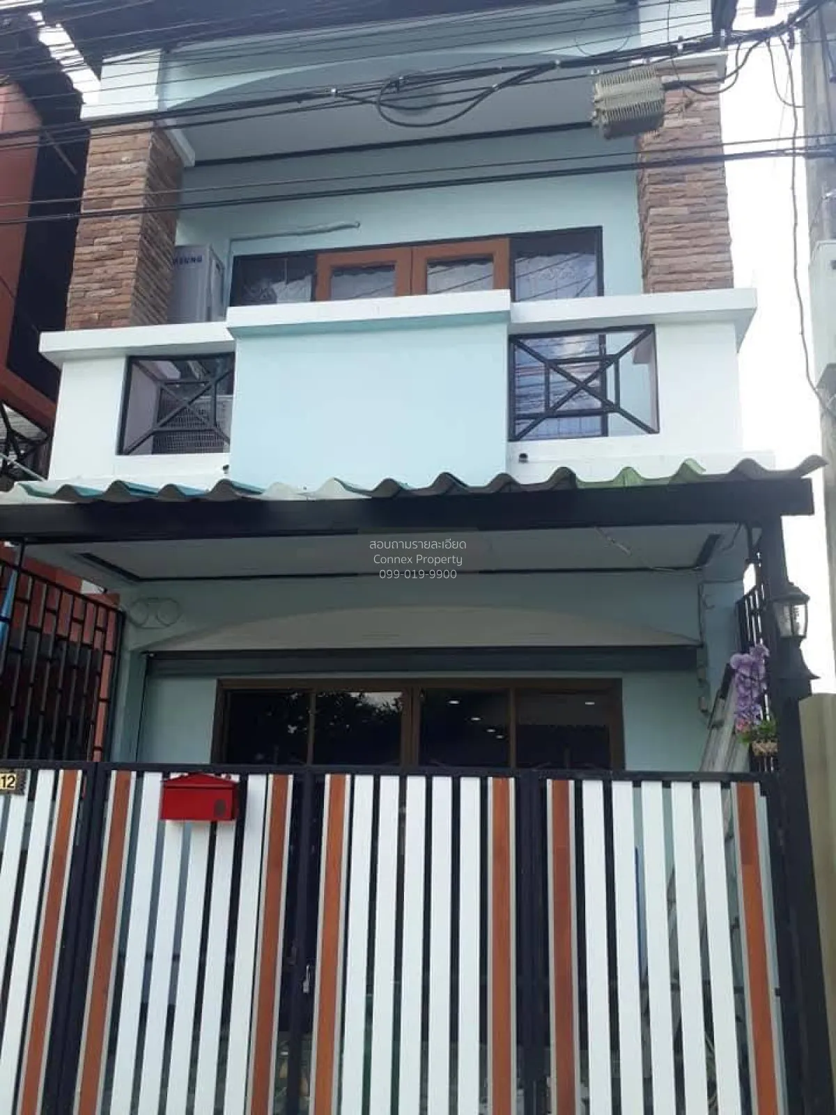For Sale Two-story townhome, Baan Penporn, Phutthabucha 44. , Ban 1