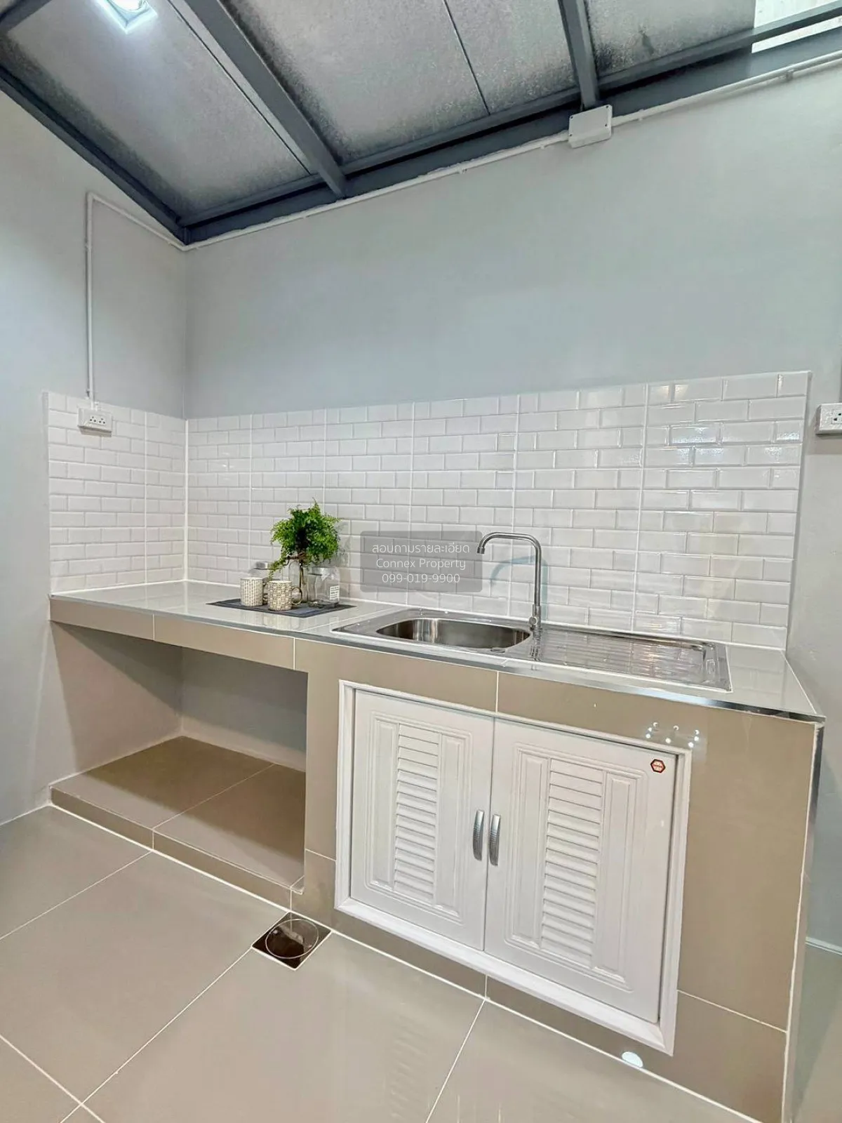 For Sale Townhouse/Townhome  , Baan Nanthicha 3/8 , newly renovat