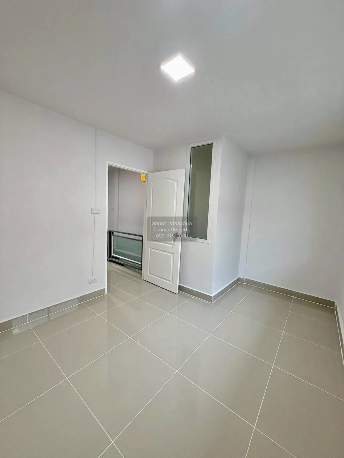 For Sale Townhouse/Townhome  , Baan Nanthicha 3/8 , newly renovat