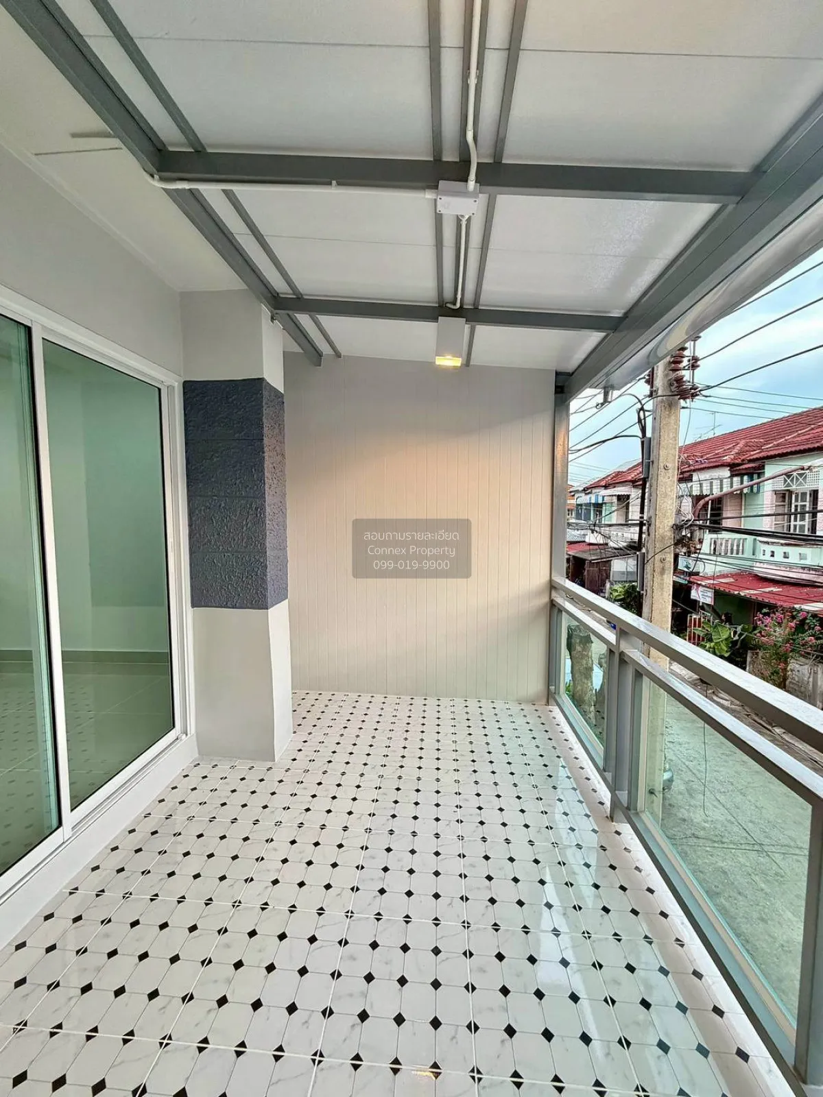 For Sale Townhouse/Townhome  , Baan Nanthicha 3/8 , newly renovat
