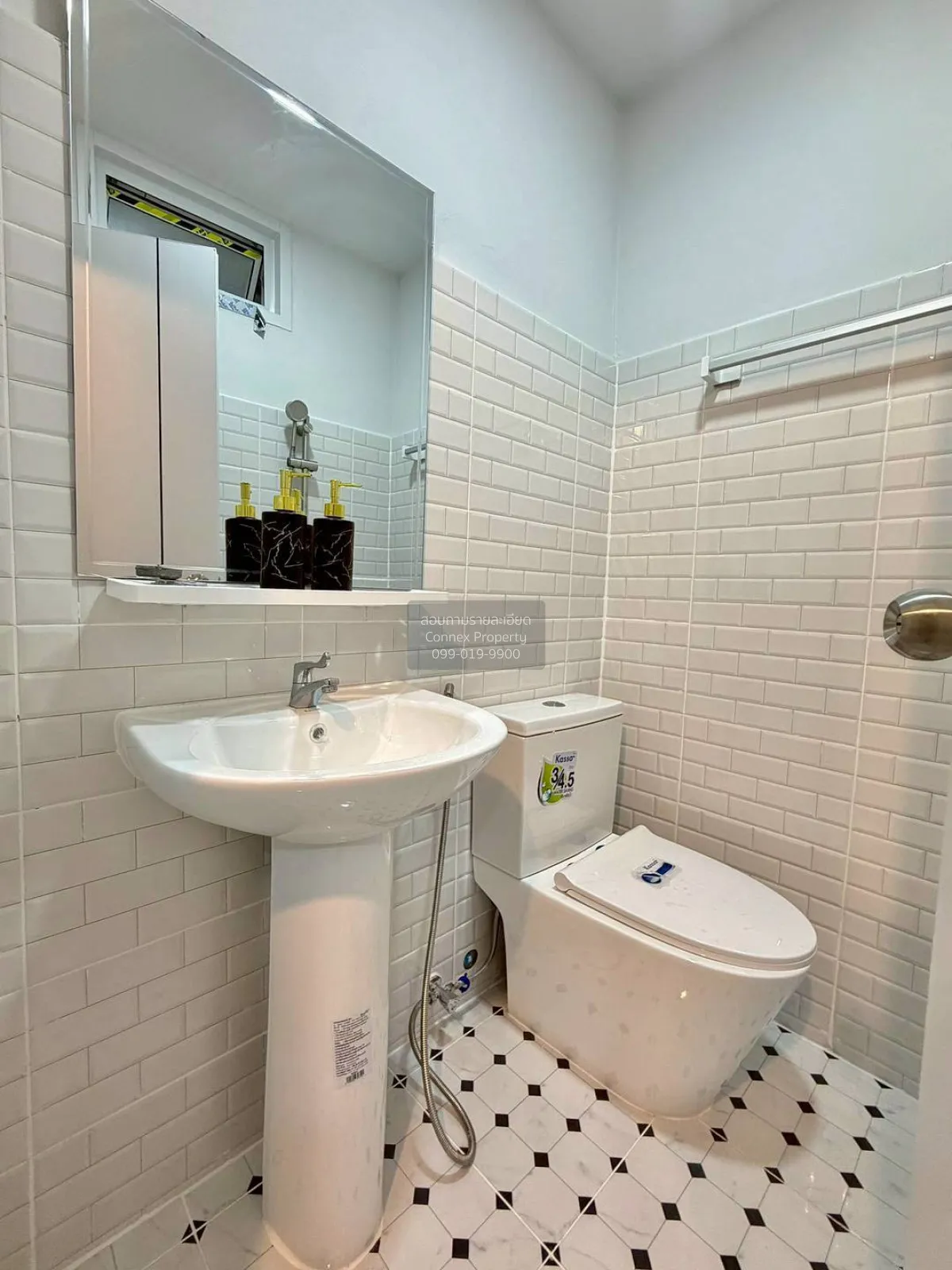 For Sale Townhouse/Townhome  , Baan Nanthicha 3/8 , newly renovat
