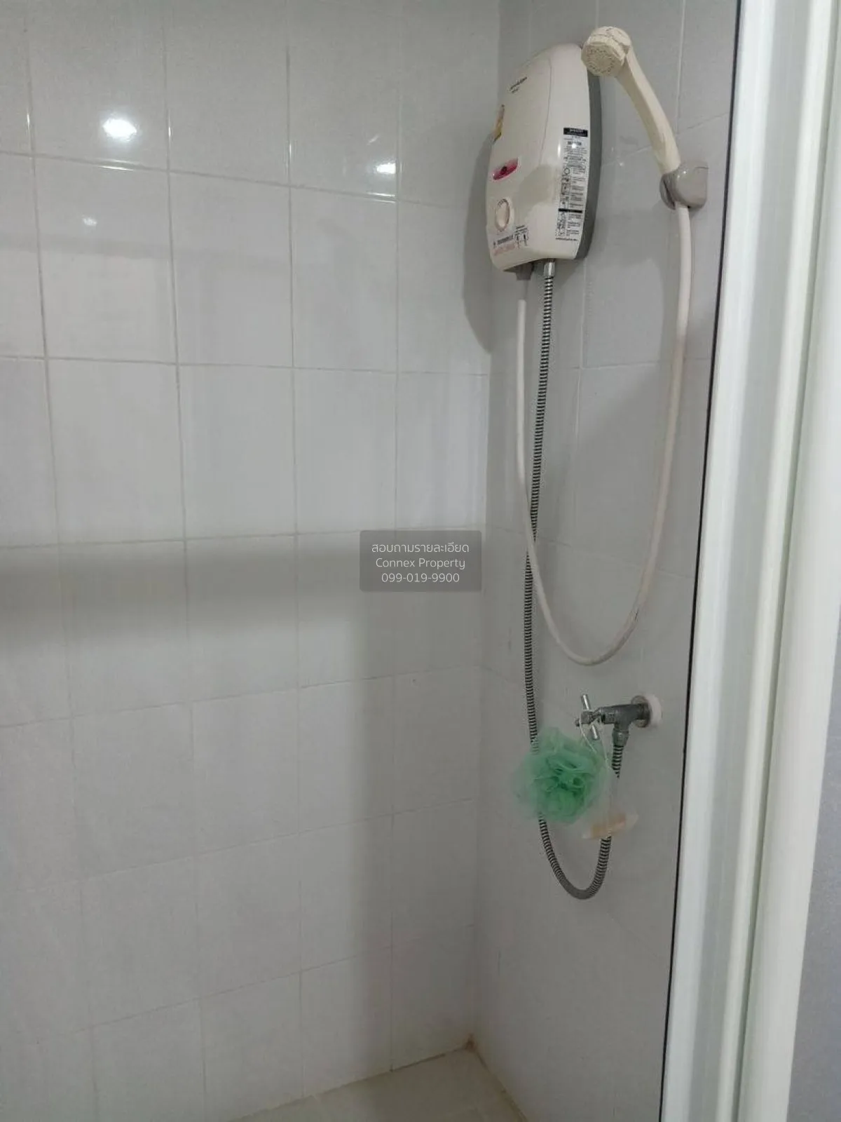 For Sale Condo , Navy Place Condominium  , corner unit , Dok Mai 