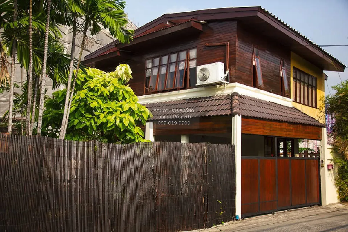For Sale Timeless Thai Contemporary living in the heart of Intham 3