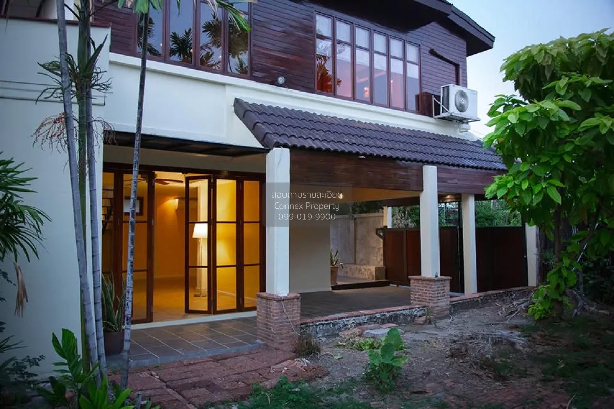 For Sale Timeless Thai Contemporary living in the heart of Intham 4