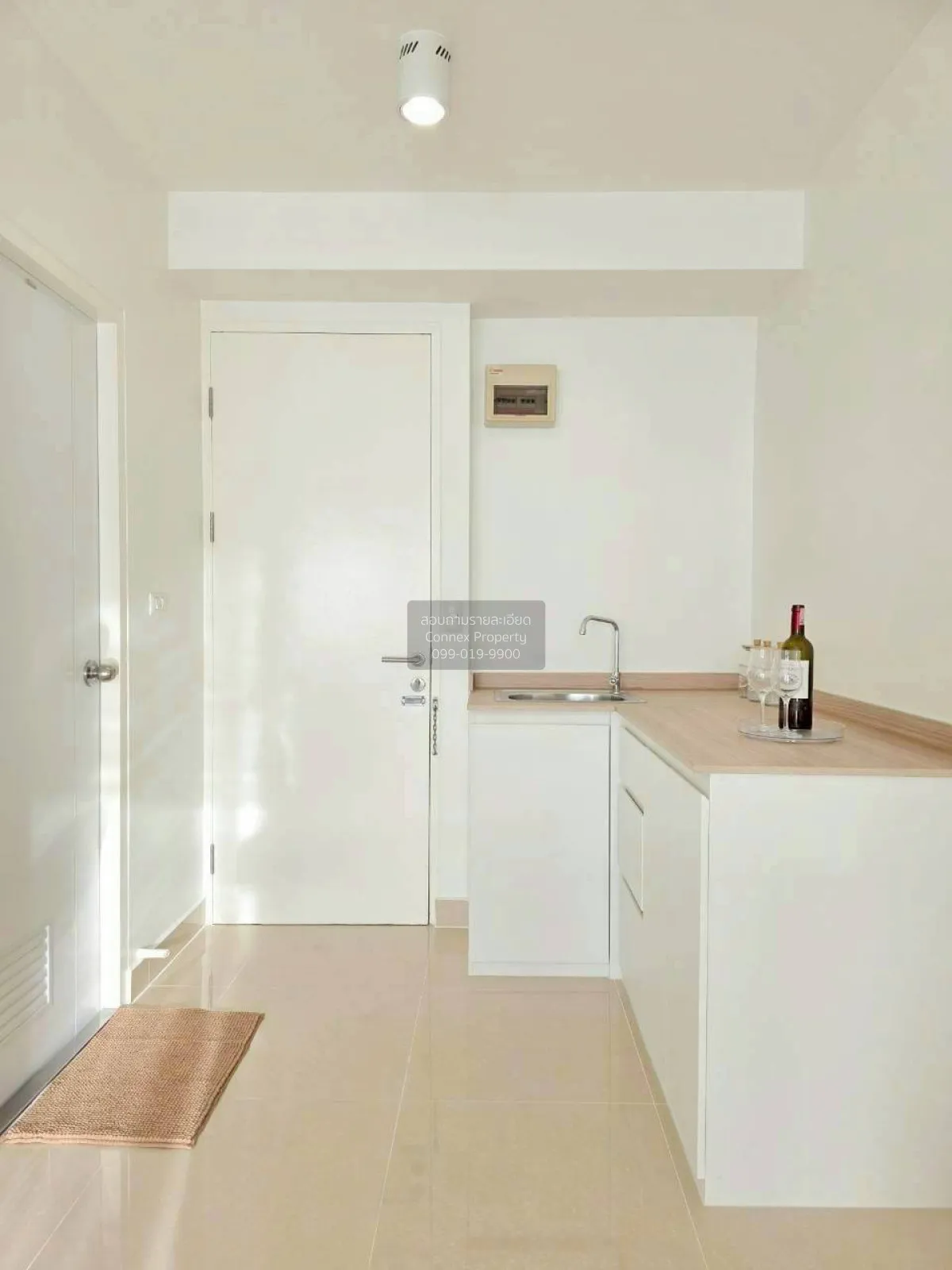 For Sale Condo , Iris Avenue Onnut - Wongwaen , ARL-Lat Krabang ,