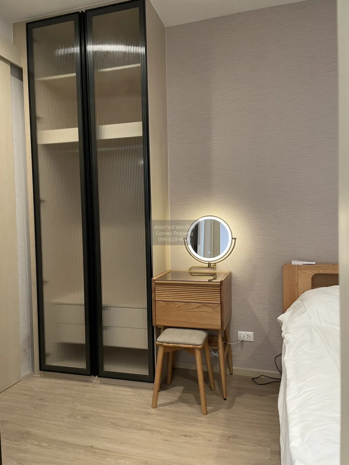 For Rent Condo , NOBLE STATE 39 , nice view , high floor , BTS-Ph