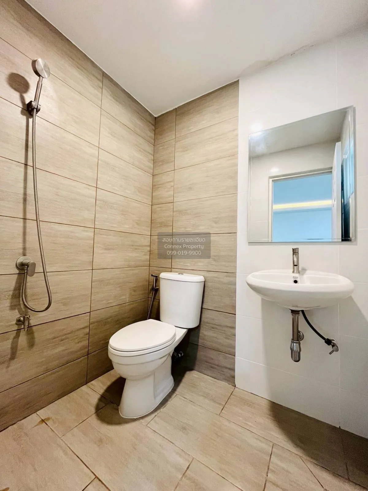 For Sale Townhouse/Townhome  , Baan Pruksa 18 Bangyai , newly ren 2